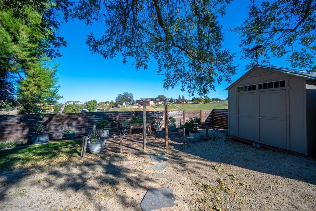 5645 Prancing Deer, Paso Robles, CA 93446