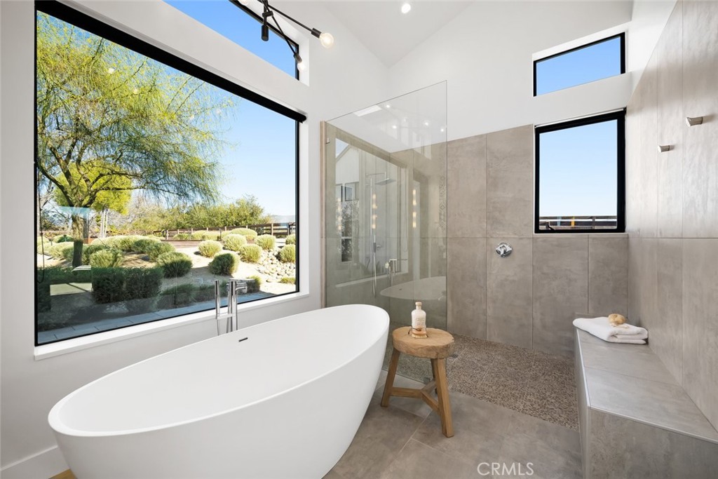 280 Jespersen Ln, San Luis Obispo, CA 93401