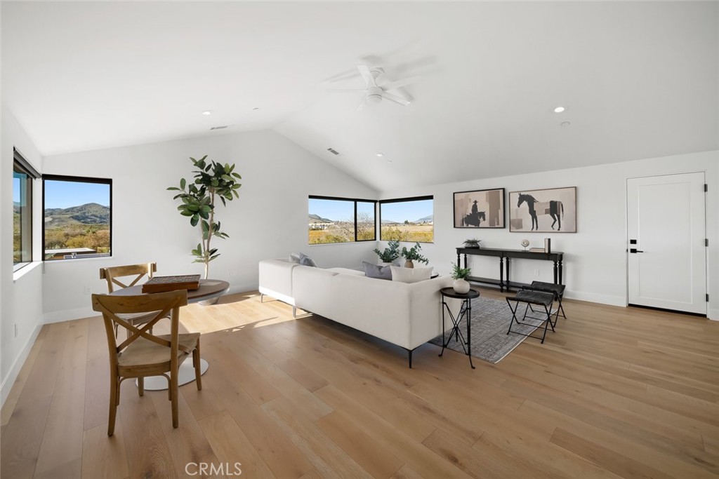 280 Jespersen Ln, San Luis Obispo, CA 93401