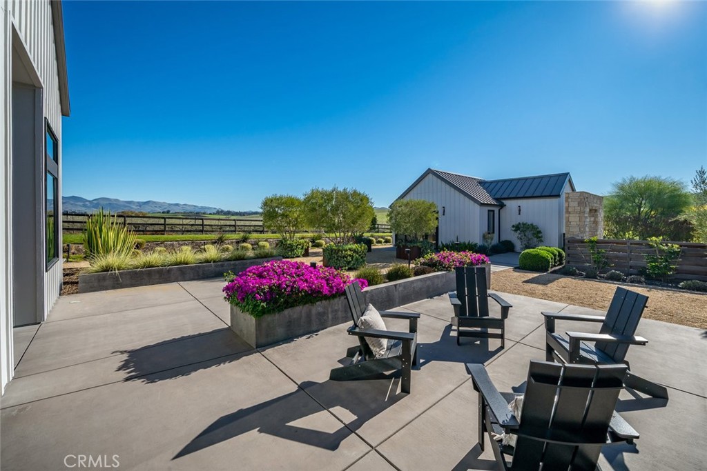 280 Jespersen Ln, San Luis Obispo, CA 93401