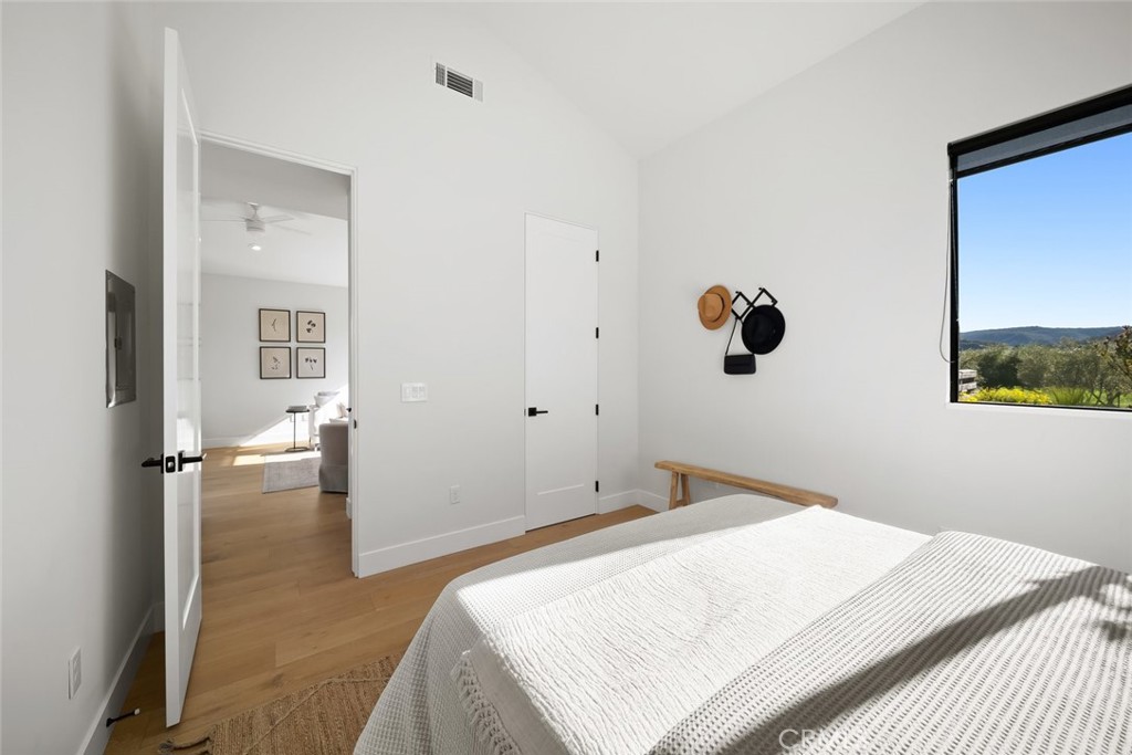 280 Jespersen Ln, San Luis Obispo, CA 93401