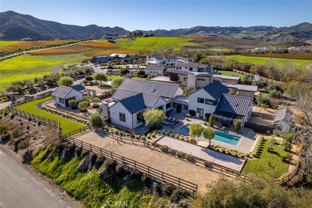 280 Jespersen Ln, San Luis Obispo, CA 93401