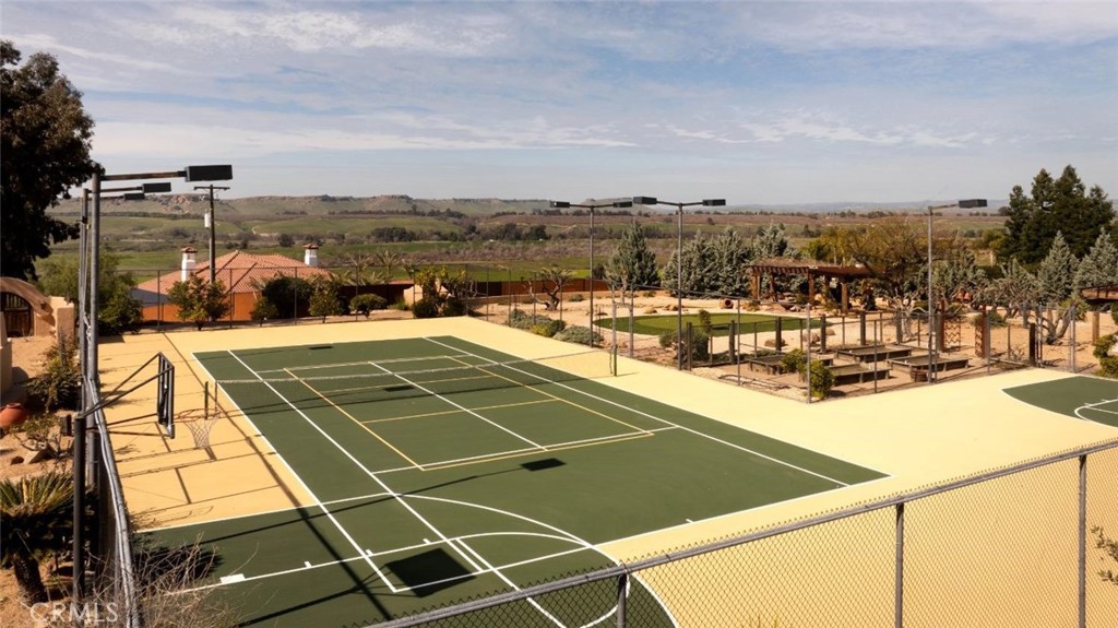 15516 N Friant Rd, Friant, CA 93626