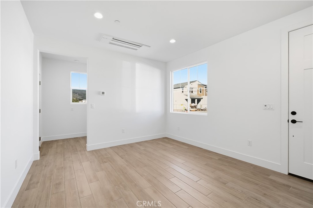 209 Foxtrot Ct, San Luis Obispo, CA 93401