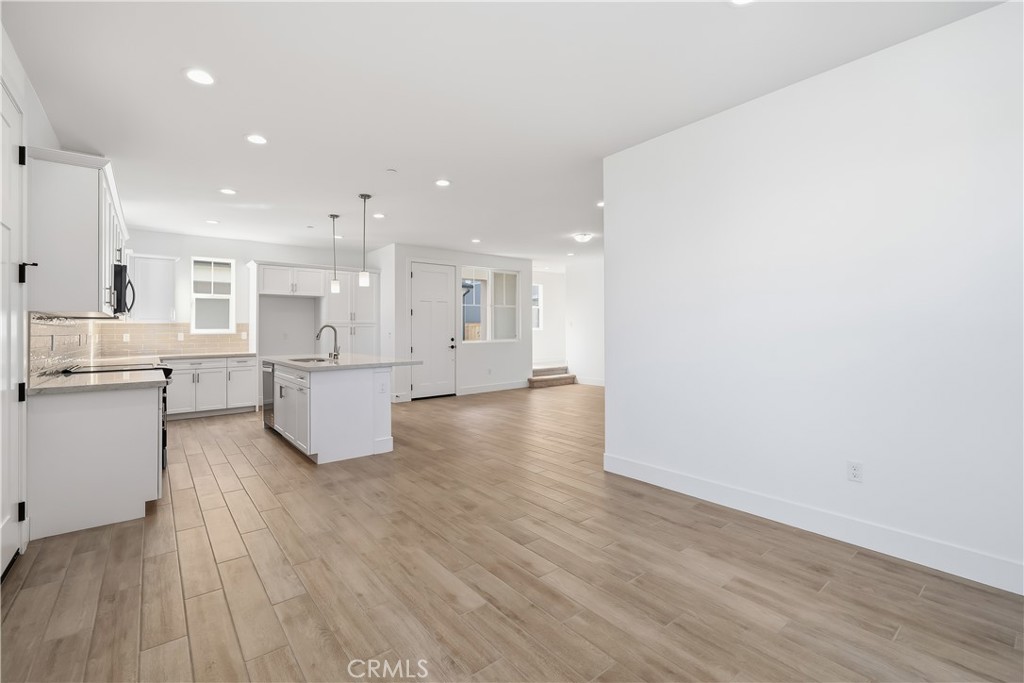 209 Foxtrot Ct, San Luis Obispo, CA 93401