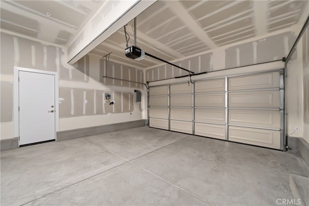 209 Foxtrot Ct, San Luis Obispo, CA 93401