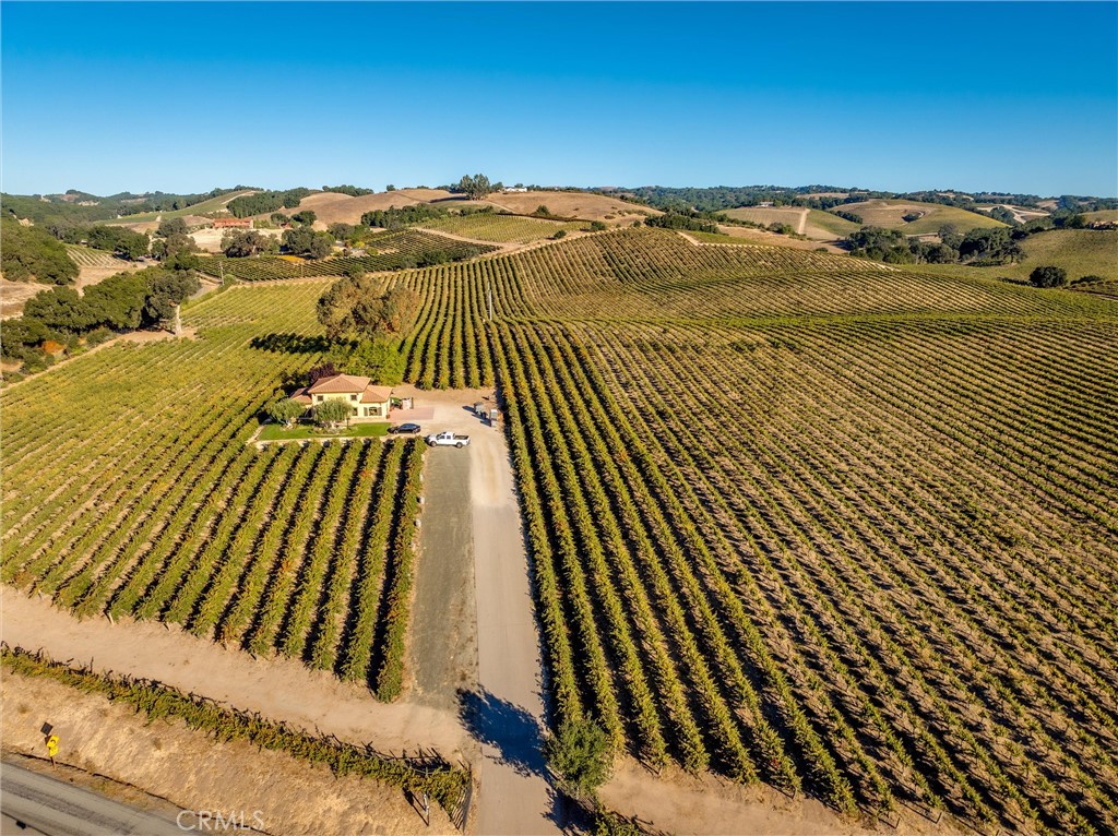 3000 Oakdale Rd., Paso Robles, CA 93446