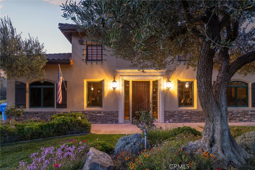 3000 Oakdale Rd., Paso Robles, CA 93446