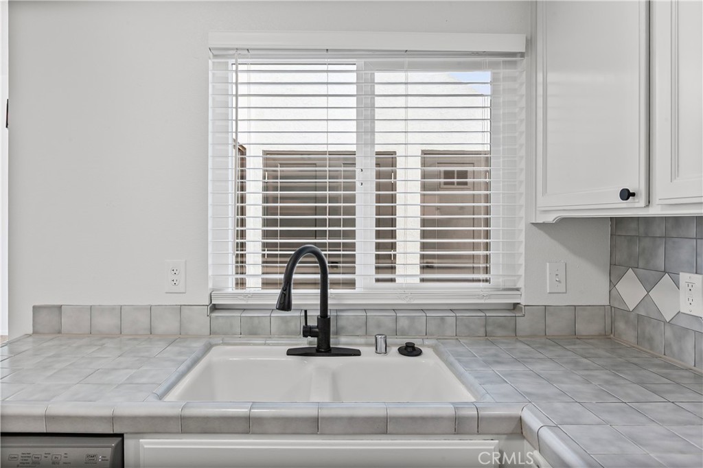 9284 El Bordo, Atascadero, CA 93422