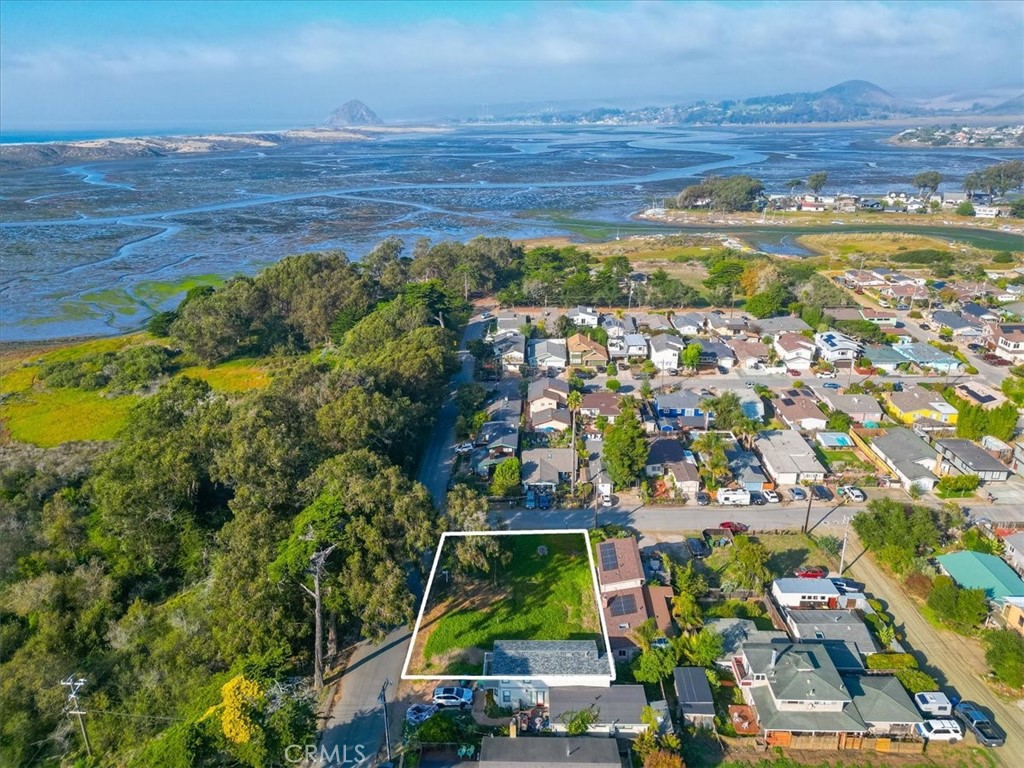 305 Henrietta Ave, Los Osos, CA 93402