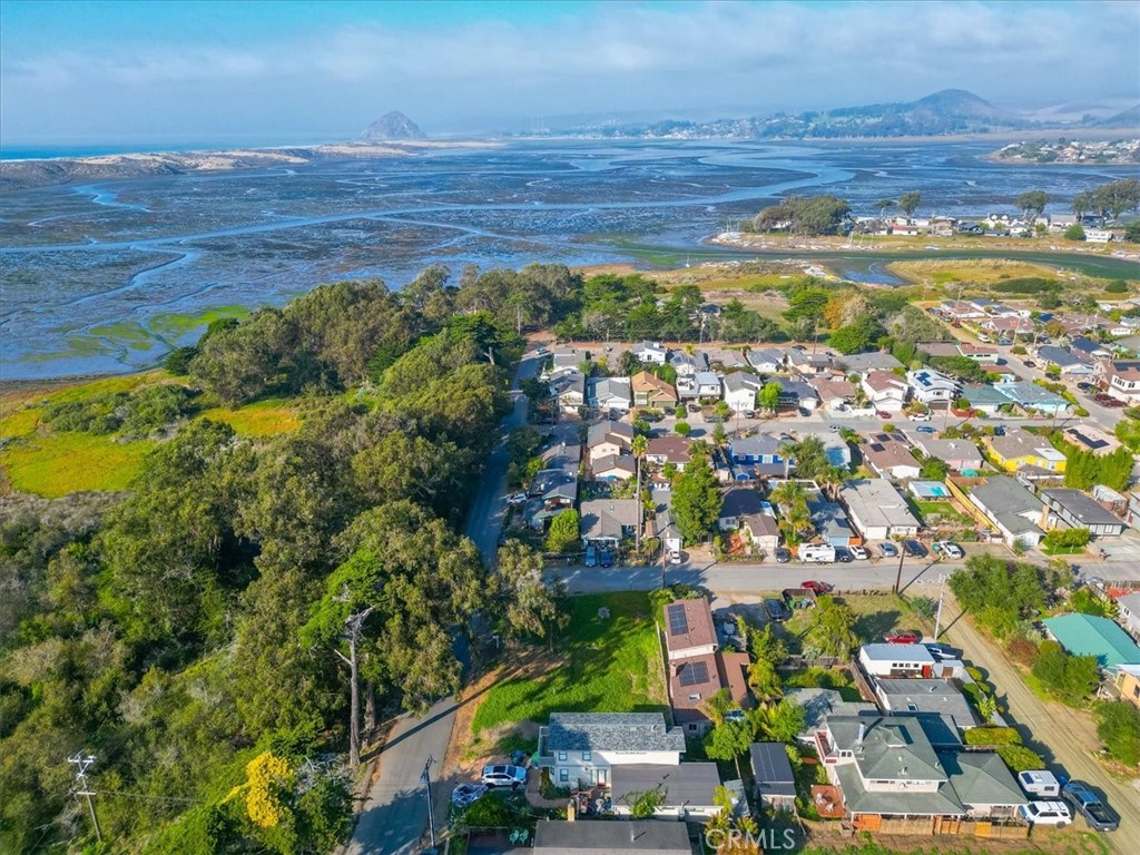 305 Henrietta Ave, Los Osos, CA 93402