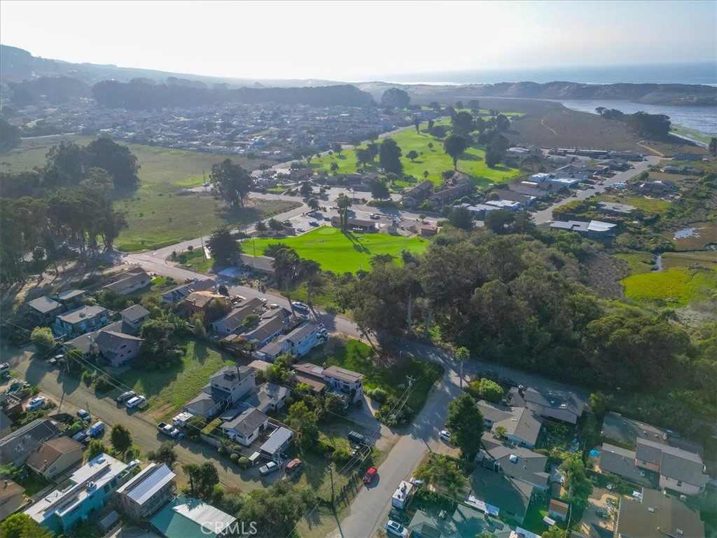 305 Henrietta Ave, Los Osos, CA 93402