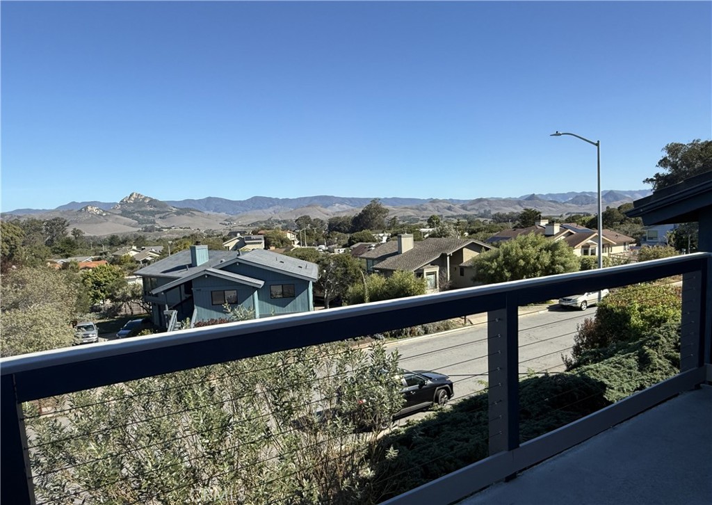 1413 Las Encinas, Los Osos, CA 93402