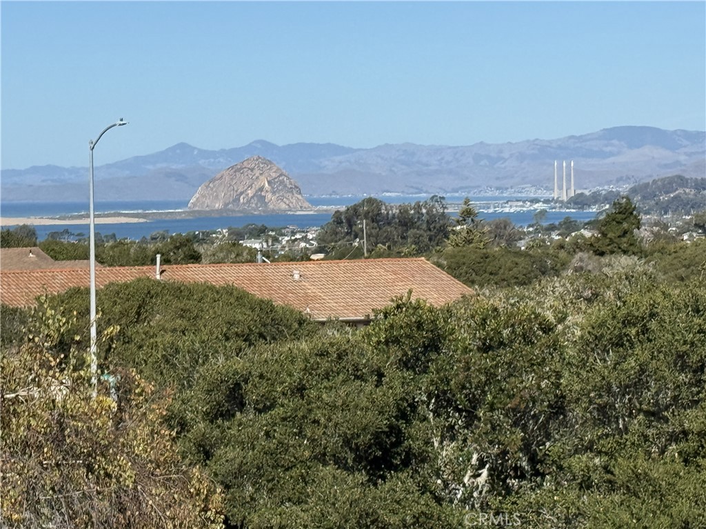 1413 Las Encinas, Los Osos, CA 93402