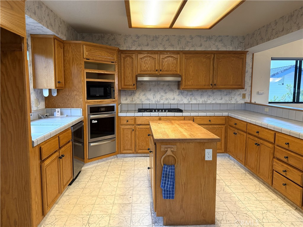 1413 Las Encinas, Los Osos, CA 93402