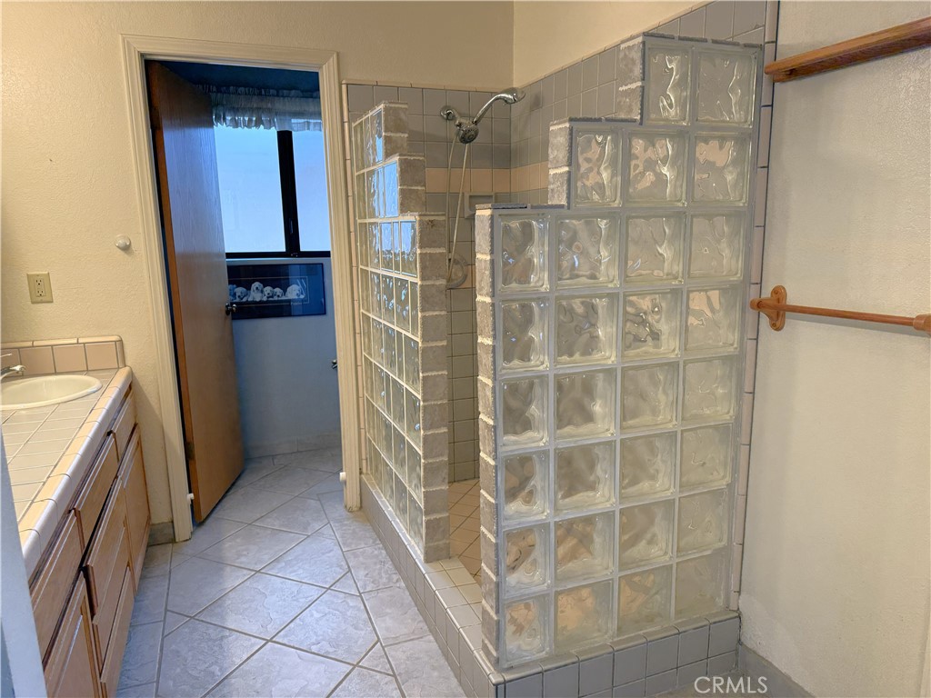 1413 Las Encinas, Los Osos, CA 93402