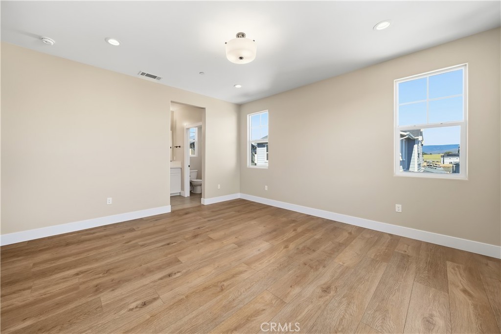 219 Foxtrot Ct, San Luis Obispo, CA 93401