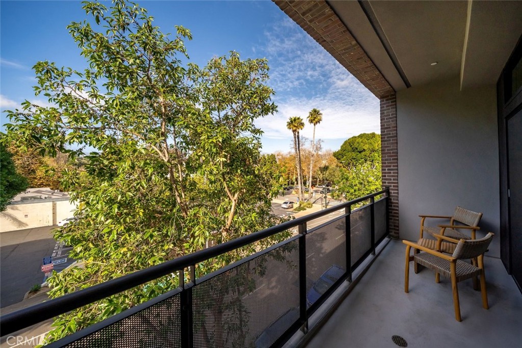581 Higuera St #202, San Luis Obispo, CA 93401