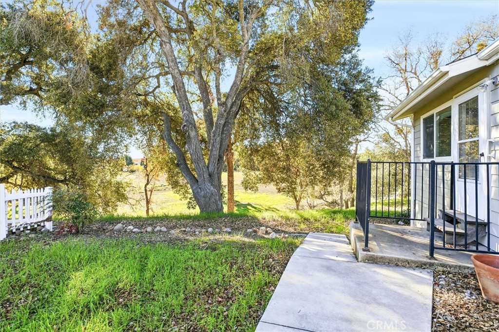 167 Via San Miguel, Paso Robles, CA 93446