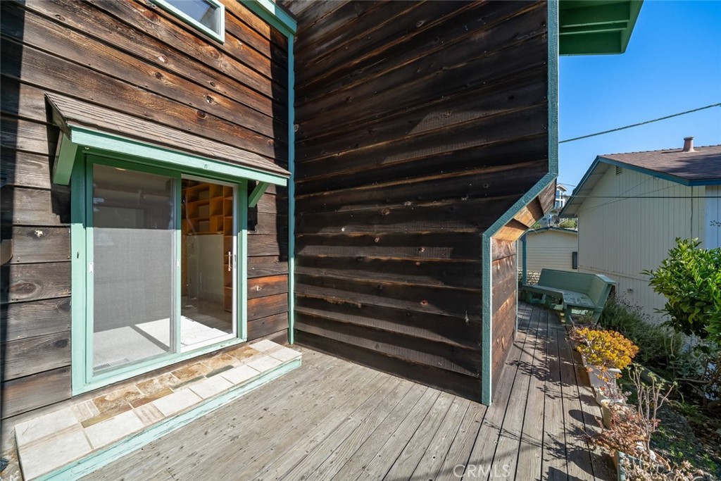 523 Derby Ln, Cambria, CA 93428