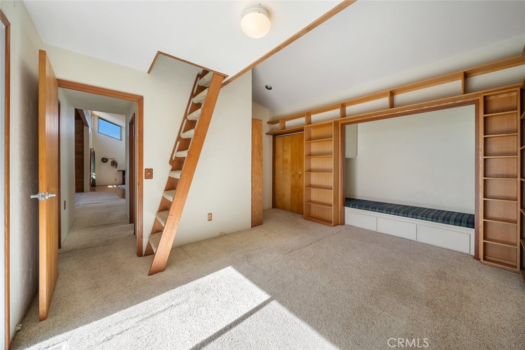 523 Derby Ln, Cambria, CA 93428