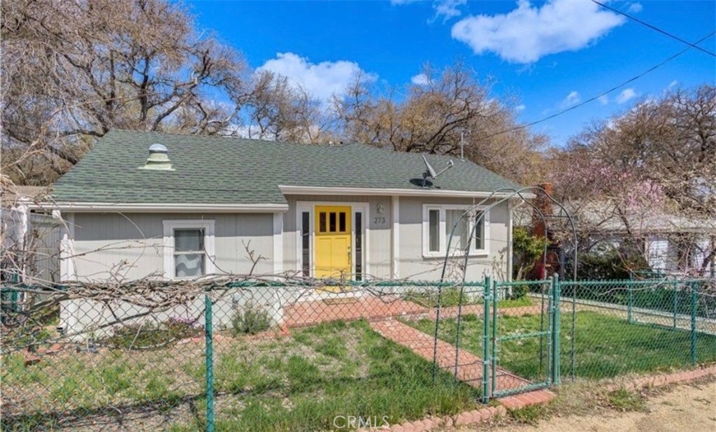 273 Pacific Avenue, Paso Robles, CA 93446