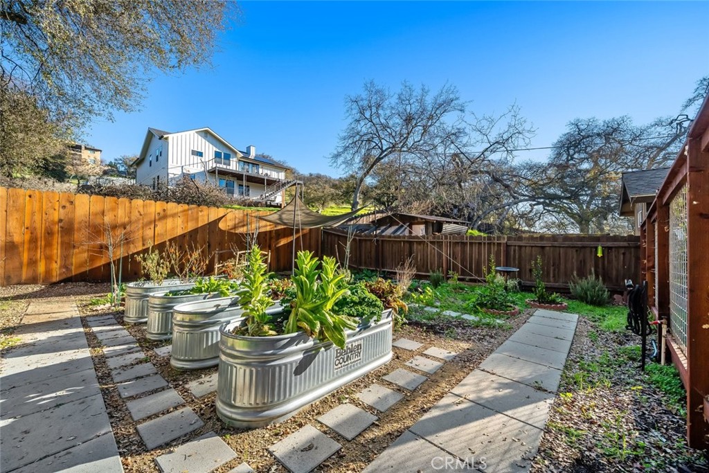 273 Pacific Avenue, Paso Robles, CA 93446