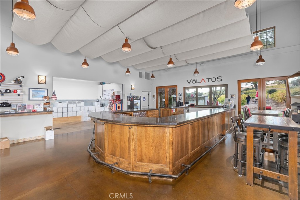 3000 Oakdale Rd., Paso Robles, CA 93446