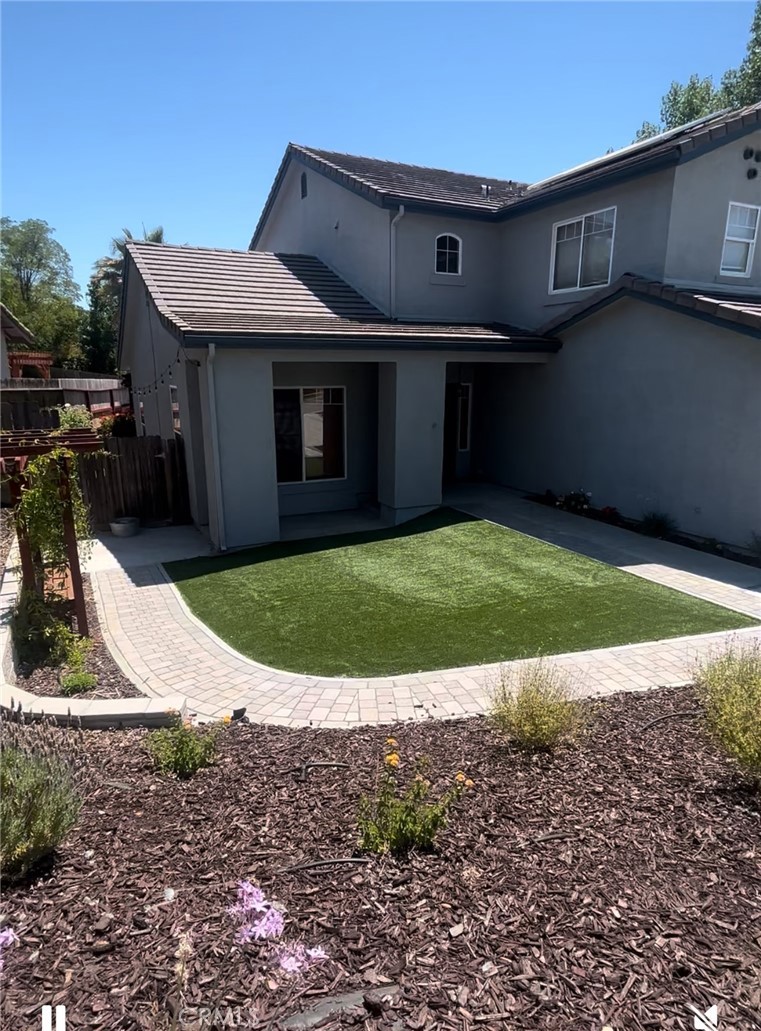 147 Via Camelia, Paso Robles, CA 93446