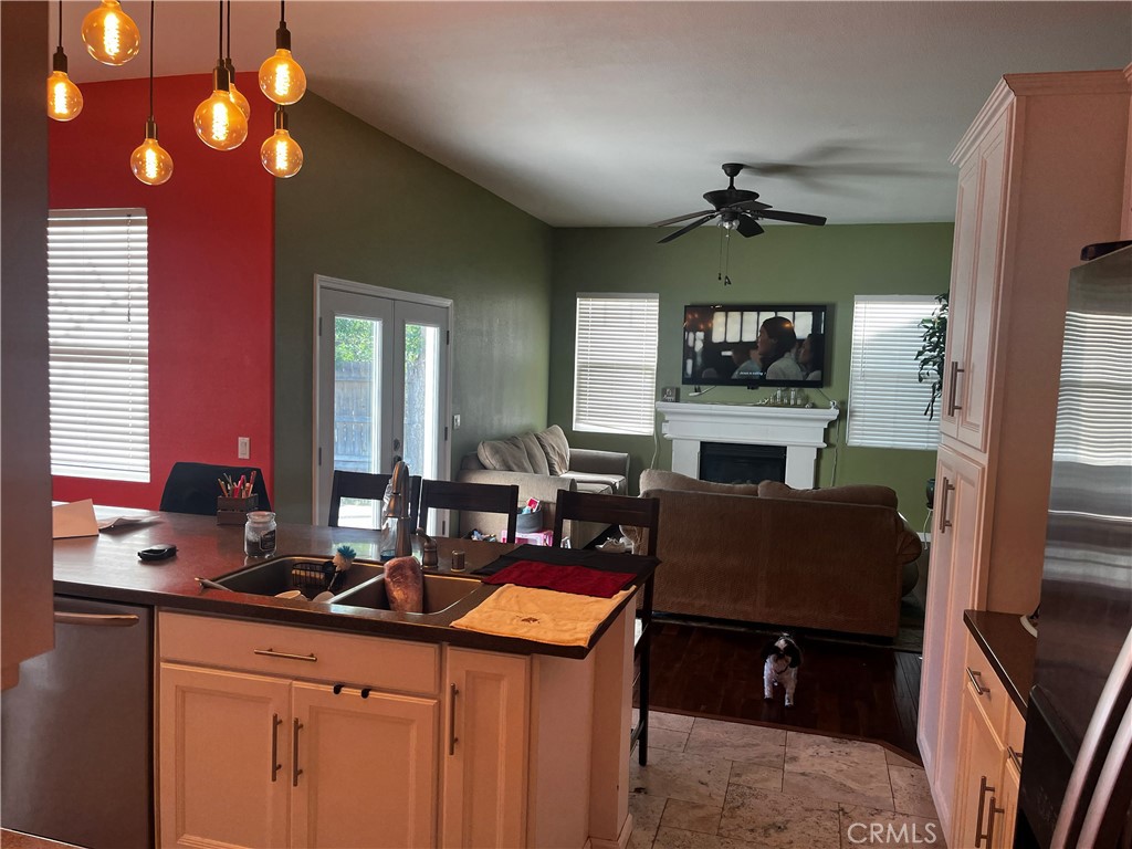 147 Via Camelia, Paso Robles, CA 93446