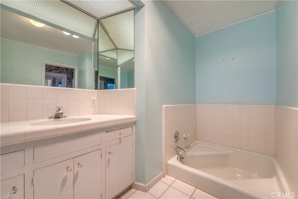 25 Buena Vista Avenue, San Luis Obispo, CA 93405