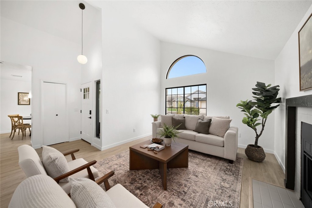 928 Austin Court, Paso Robles, CA 93446