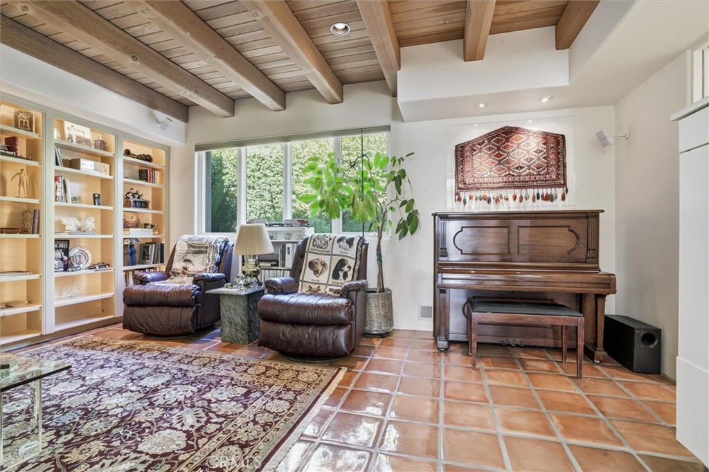 860 Skyline Dr, San Luis Obispo, CA 93405