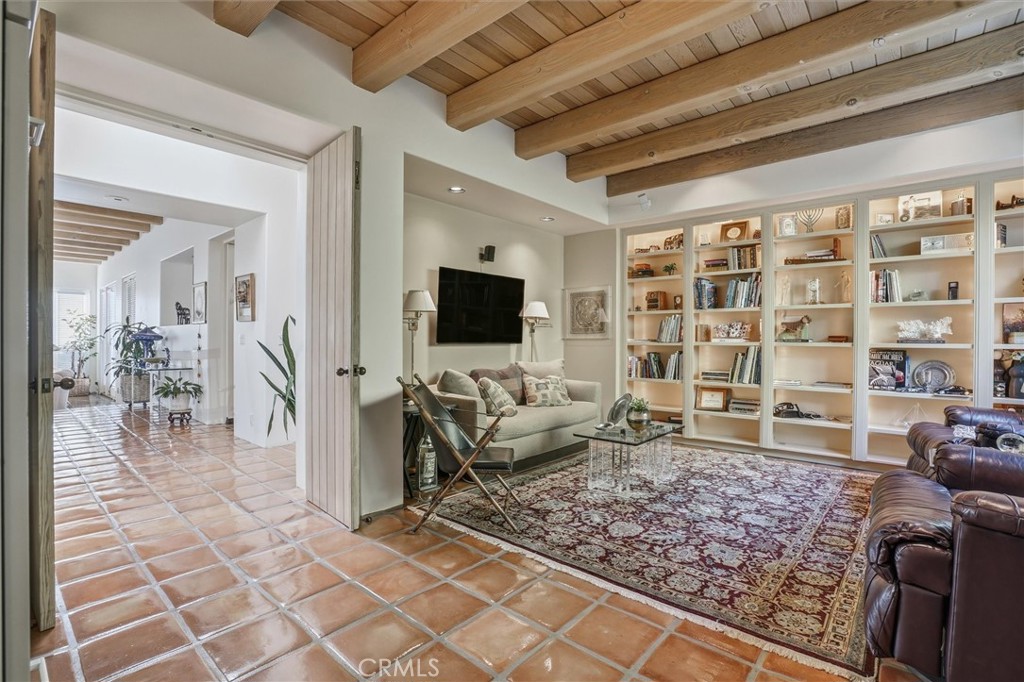 860 Skyline Dr, San Luis Obispo, CA 93405