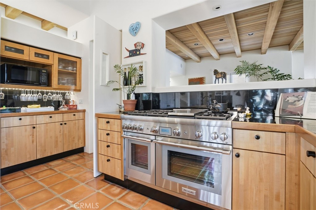 860 Skyline Dr, San Luis Obispo, CA 93405