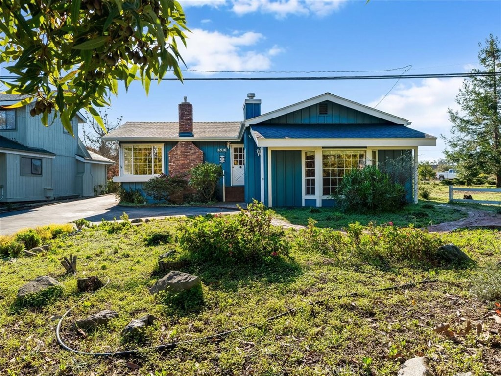 2910 Burton Dr, Cambria, CA 93428
