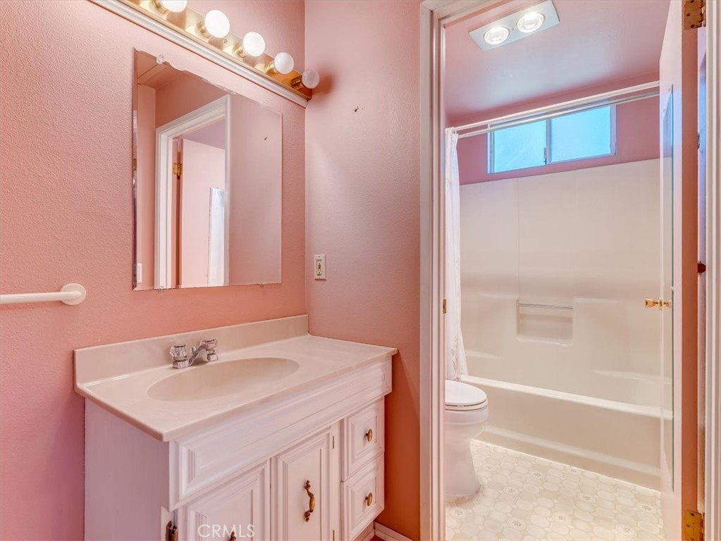 2910 Burton Dr, Cambria, CA 93428