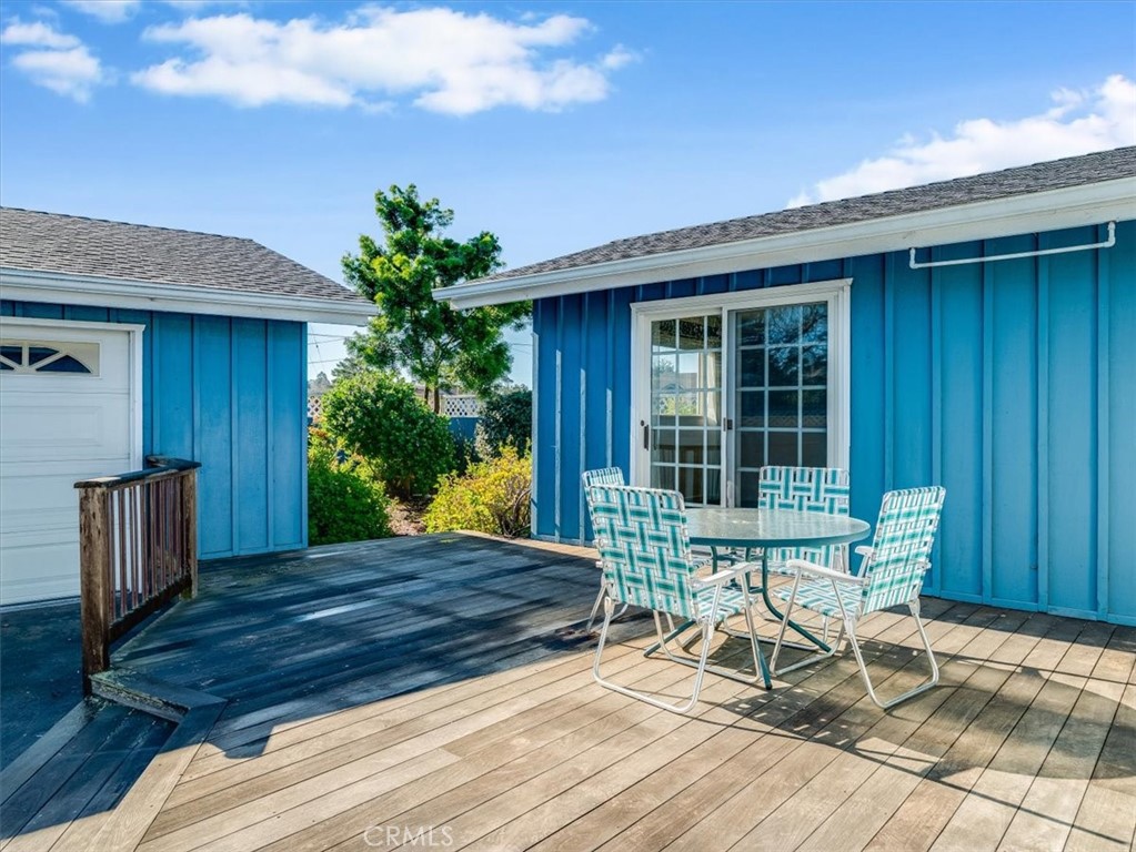 2910 Burton Dr, Cambria, CA 93428