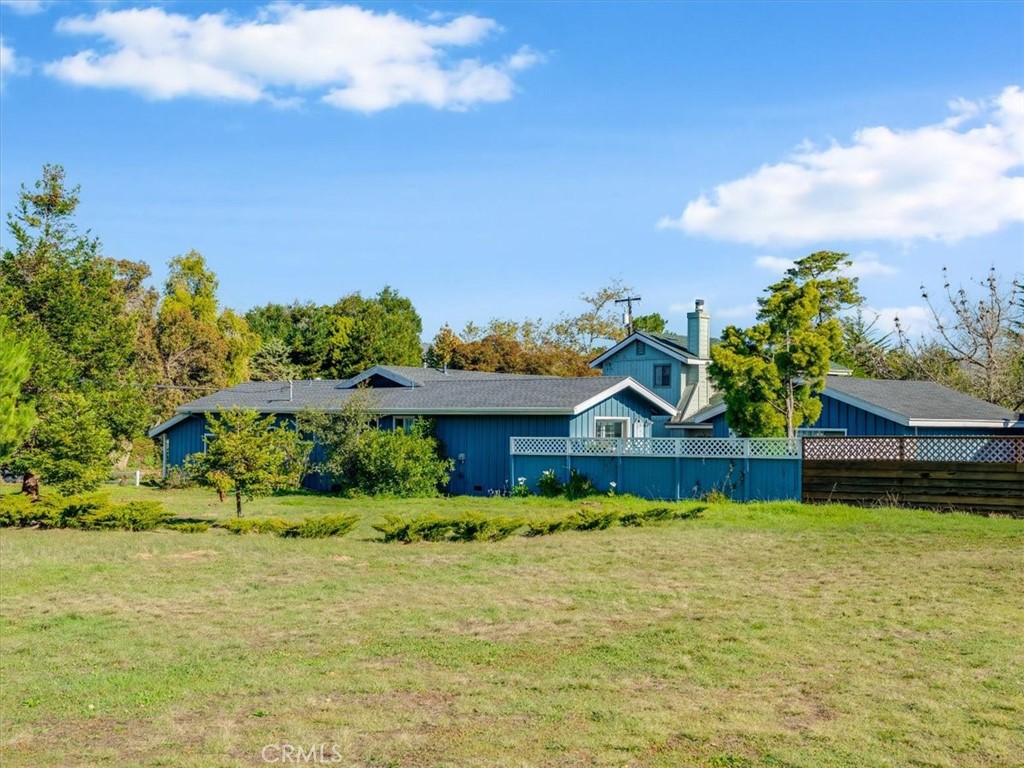 2910 Burton Dr, Cambria, CA 93428