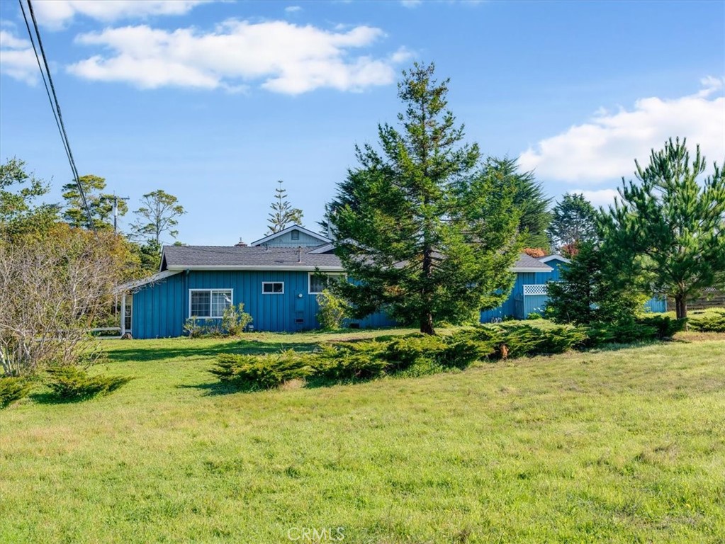 2910 Burton Dr, Cambria, CA 93428