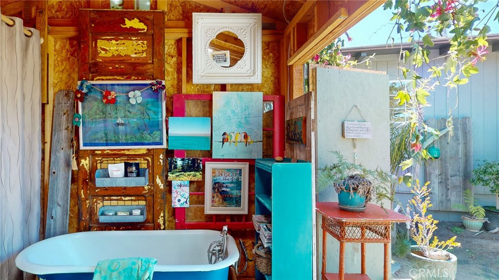 631 Warwick, Cambria, CA 93428