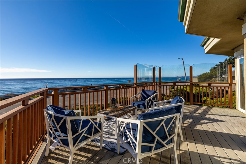 208 Weymouth, Cambria, CA 93428