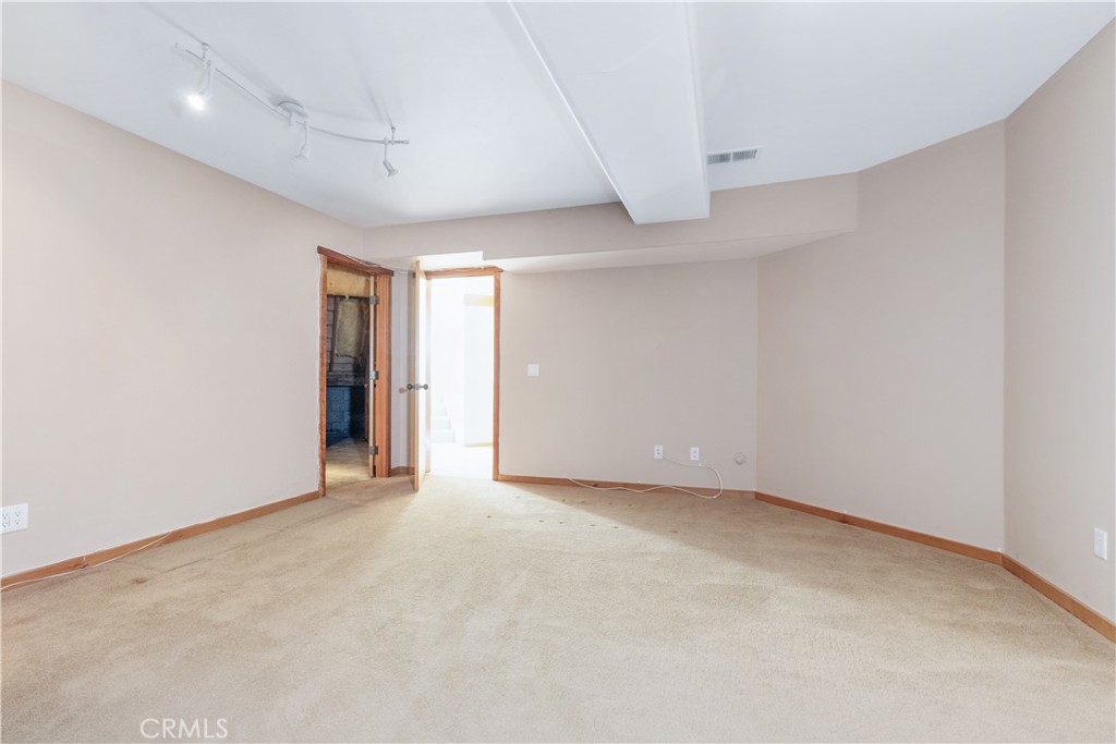 208 Weymouth, Cambria, CA 93428