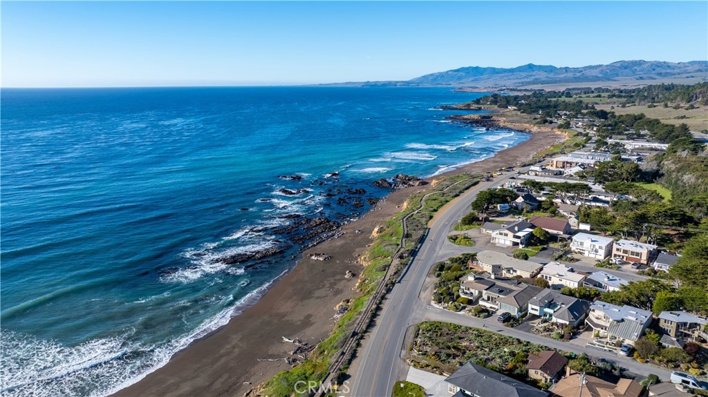 208 Weymouth, Cambria, CA 93428