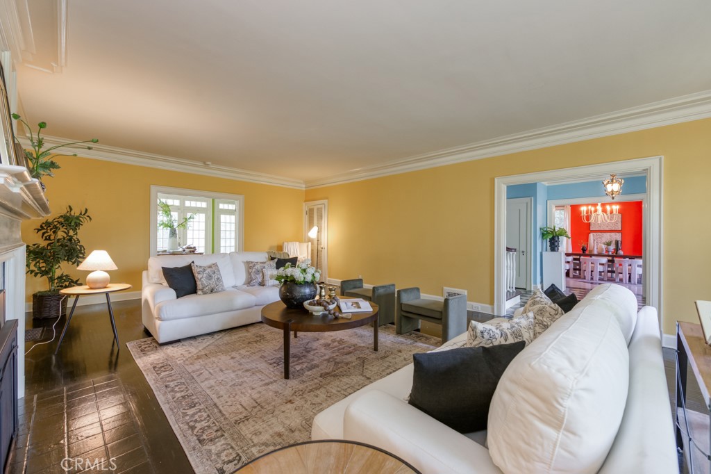 605 E Home Ave, Fresno, CA 93728