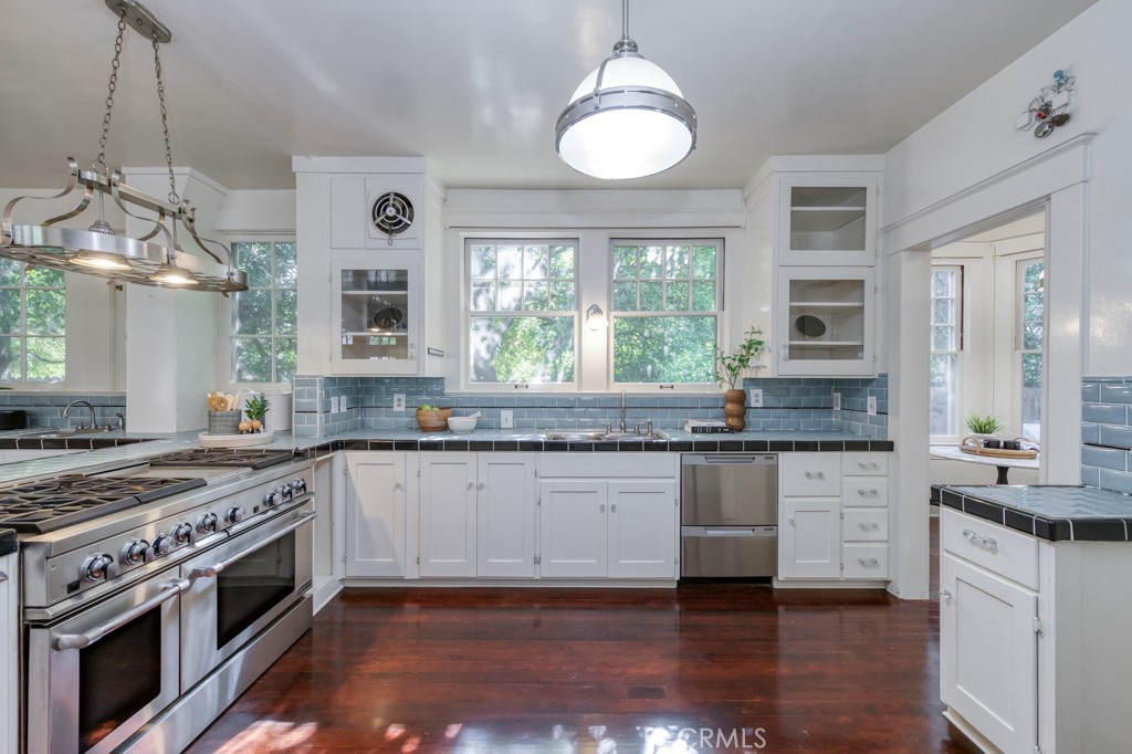 605 E Home Ave, Fresno, CA 93728