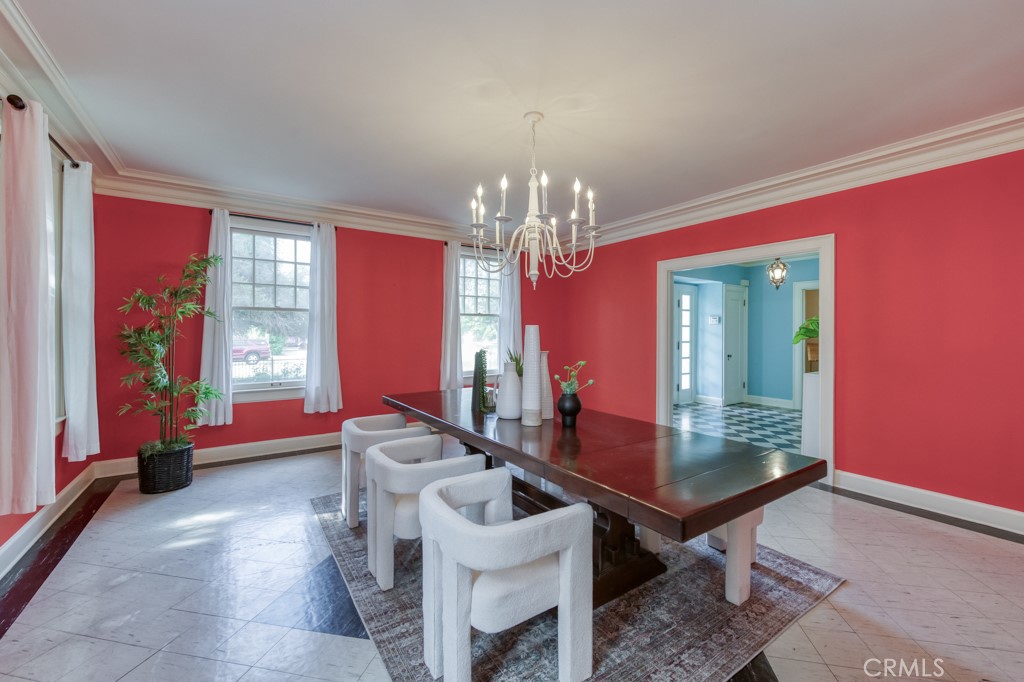 605 E Home Ave, Fresno, CA 93728