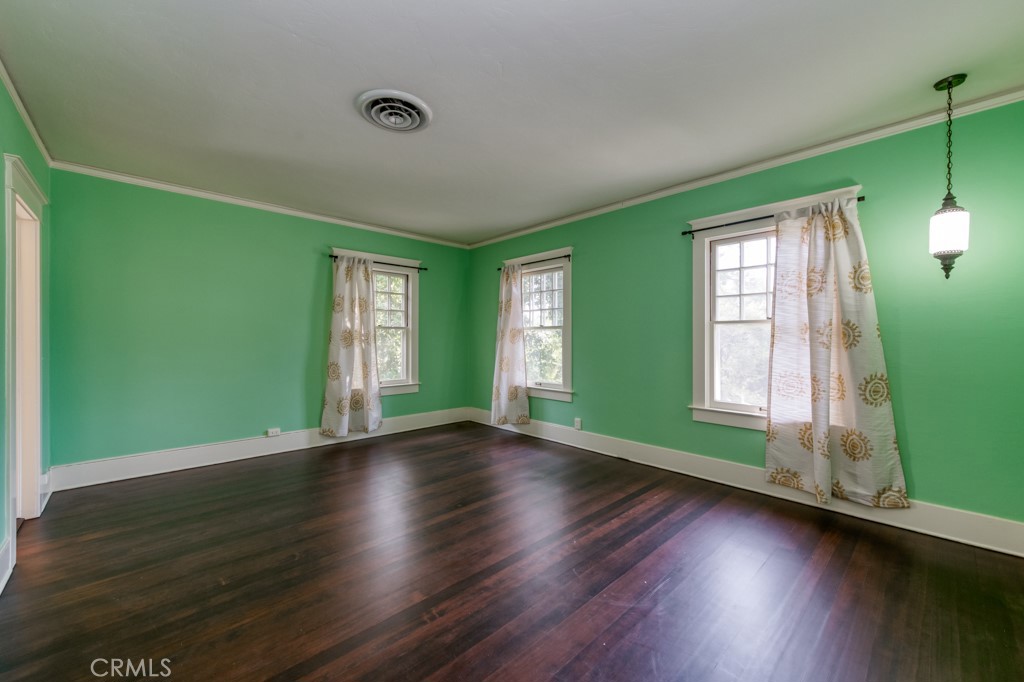 605 E Home Ave, Fresno, CA 93728