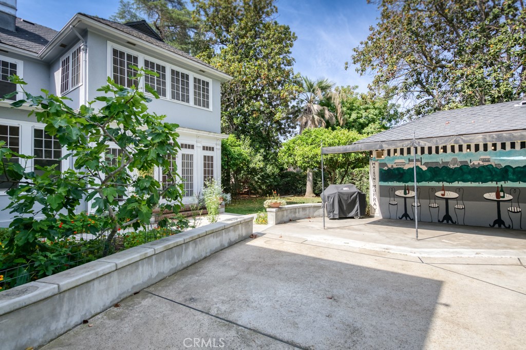 605 E Home Ave, Fresno, CA 93728