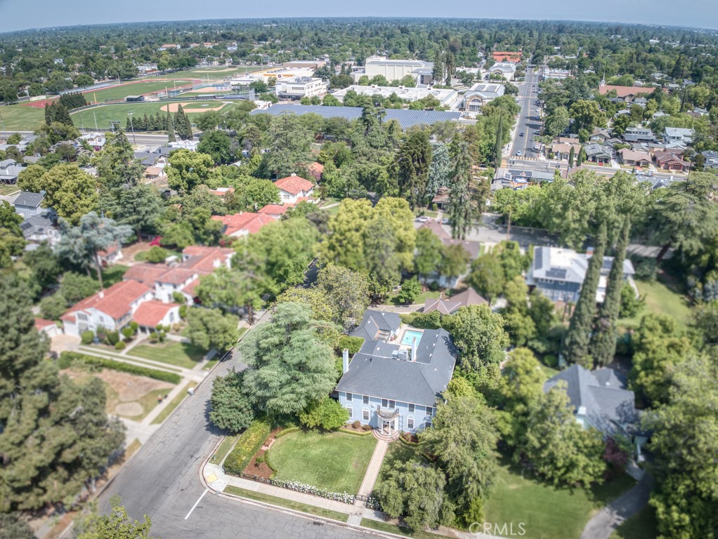 605 E Home Ave, Fresno, CA 93728